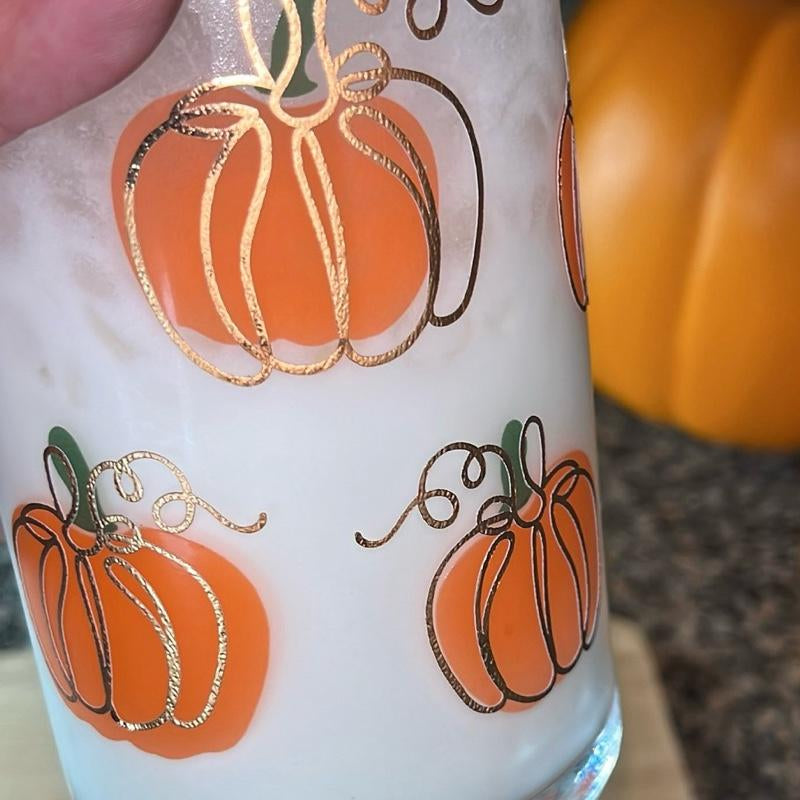 Color Changing Pumpkin Halloween Glass Cup Tumbler with Lid and Straw 16 Oz Durable Transparent Vinyl Decal Hand Wash Only Color Changing Cups Halloween Tumbler